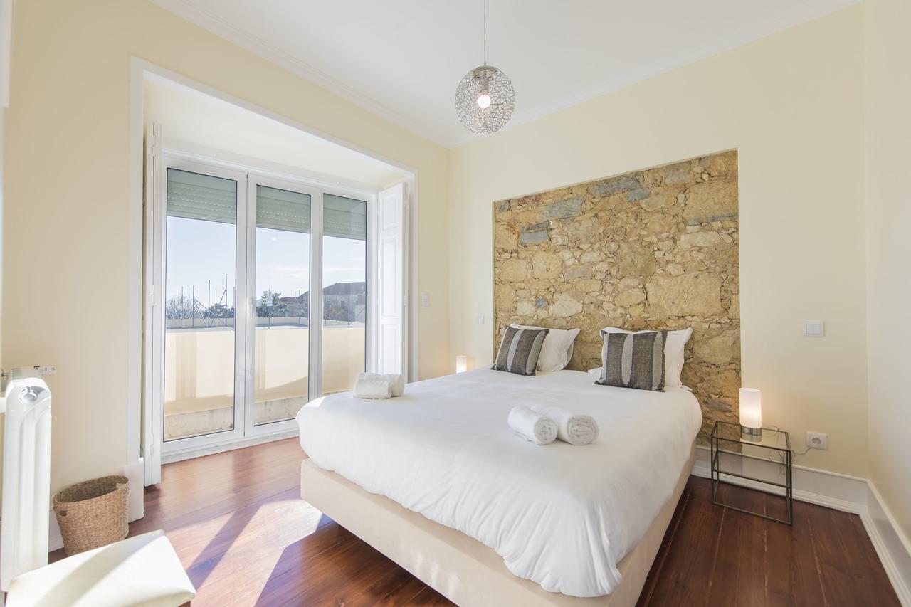 Spacious 4bdr River View Appartement Lissabon